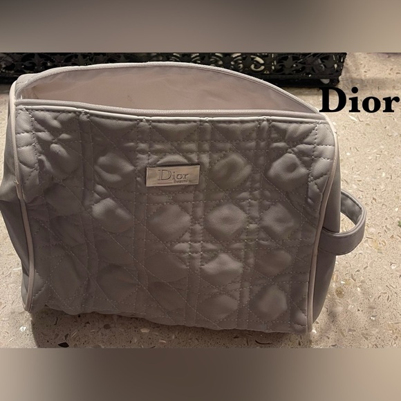 Christian Dior Beaute Travel Bag Gray - Picture 1 of 6